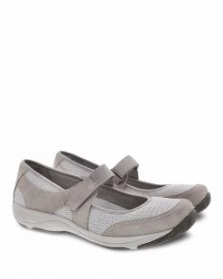 Shoes Women's Dansko Hennie - Stone- Regular (B)