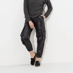 Birkenstock Women's Buckley Suede - Black- Medium/Narrow 11 Birkenstock Women's Buckley Suede - Black- Medium/Narrow