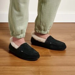 Olukai Shoes Women's Ku'una Leather Slippers - Black- Regular (B)