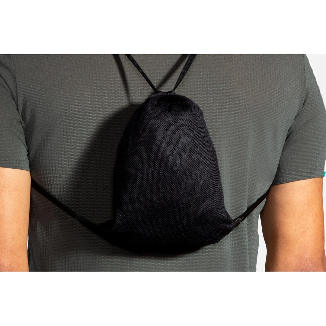 Brooks Men's Fusion Hybrid Jacket - Black 4 Brooks Men's Fusion Hybrid Jacket - Black