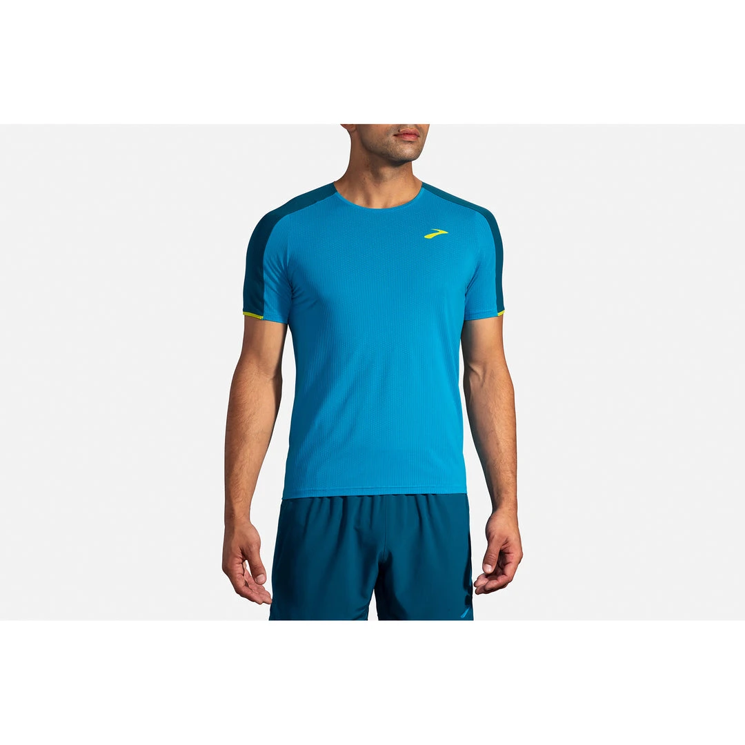 Brooks Tops Men's Atmosphere Short Sleeve - Electric Blue/Alpine 2 Brooks Tops Men's Atmosphere Short Sleeve - Electric Blue/Alpine