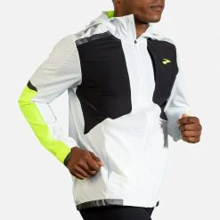 Brooks Men's Carbonite Jacket - Icy Grey/Black/Nightlife Apparel