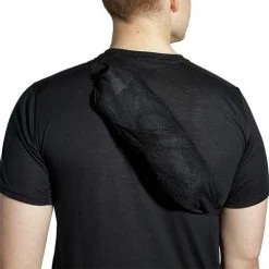 Brooks Men's Canopy Jacket 2022 - Black 21 Brooks Men's Canopy Jacket 2022 - Black