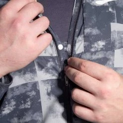 Brooks Men's Canopy Jacket - Concrete Cloud Dye Print Apparel 15 Brooks Men's Canopy Jacket - Concrete Cloud Dye Print Apparel