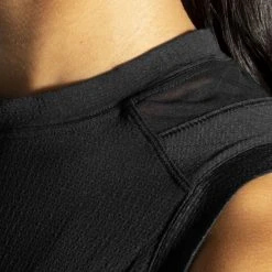 Brooks Women's Atmosphere Sleeveless - Black 9 Brooks Women's Atmosphere Sleeveless - Black