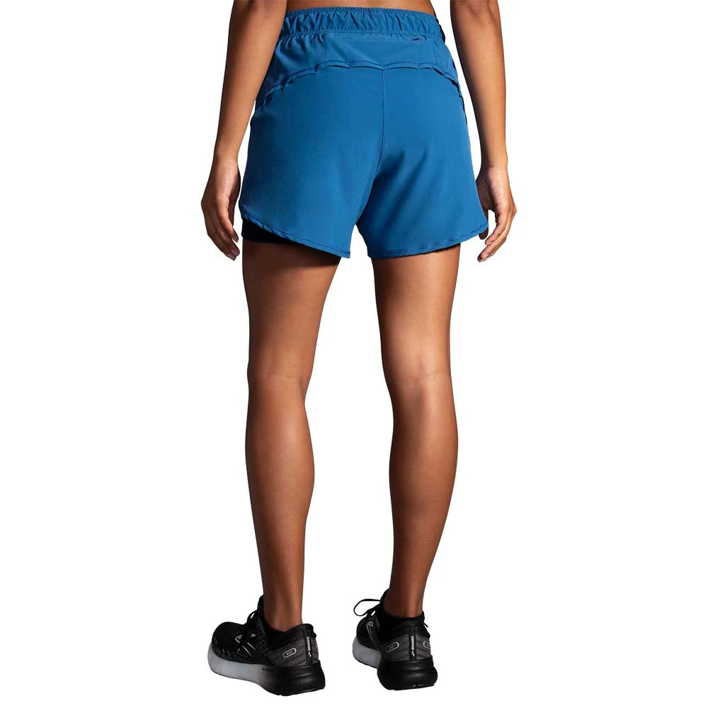 Brooks Women's Chaser 5in 2-in-1 Short - Blue Ash/Icy Blue/Navy Bottoms 5 Brooks Women's Chaser 5in 2-in-1 Short - Blue Ash/Icy Blue/Navy Bottoms