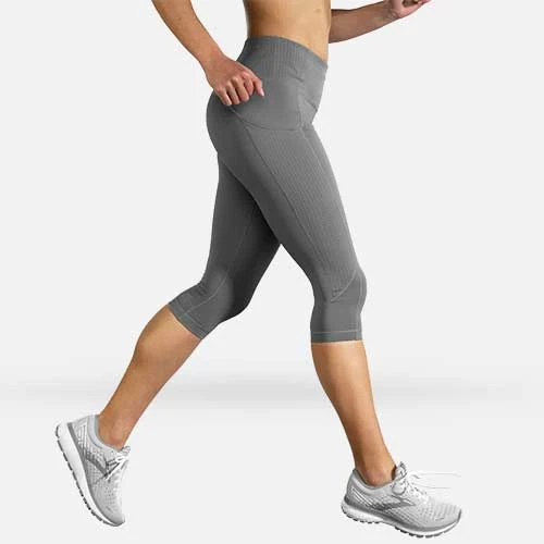Brooks Women's Method 1/2 Crop Tight - Steel Bottoms 6 Brooks Women's Method 1/2 Crop Tight - Steel Bottoms