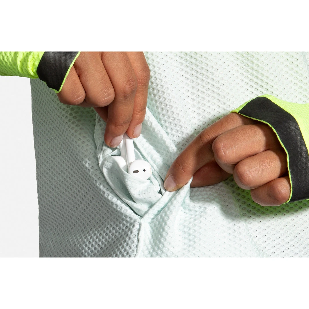 Brooks Women's Carbonite Long Sleeve Top - Icy Grey/Nightlife Tops 8 Brooks Women's Carbonite Long Sleeve Top - Icy Grey/Nightlife Tops