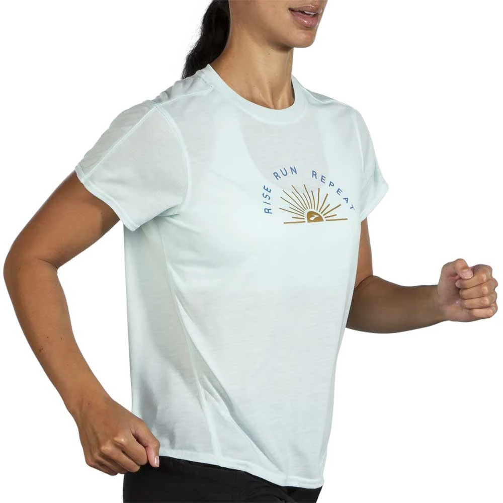 Brooks Women's Distance Graphic Short Sleeve - Ice Blue/Rise And Run 5 Brooks Women's Distance Graphic Short Sleeve - Ice Blue/Rise And Run