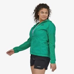 Patagonia Tops Women's Houdini Jacket - Fresh Teal