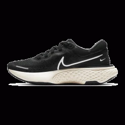 Nike Women's ZoomX Invincible Run Flyknit Running Shoe - Black/White/Iron Grey - Regular (B)