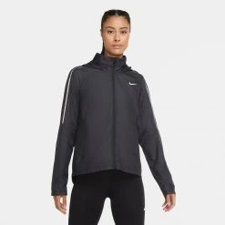 Women's Nike Shield Warm Jacket - Black/Black/Reflective Silver Jackets & Vests 20 Women's Nike Shield Warm Jacket - Black/Black/Reflective Silver Jackets & Vests