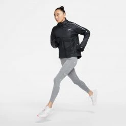 Women's Nike Shield Warm Jacket - Black/Black/Reflective Silver Jackets & Vests 29 Women's Nike Shield Warm Jacket - Black/Black/Reflective Silver Jackets & Vests