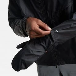 Men's Nike Shieldrunner Jacket - Black/Black/Reflective Silver Apparel