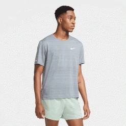 Men's Nike Dri-FIT Miler Top - Smoke Grey/Reflective Silver