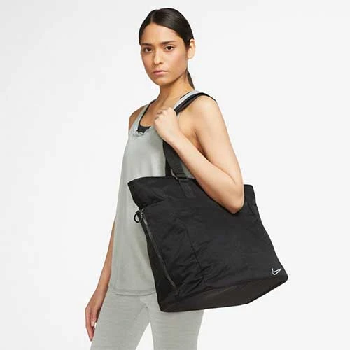Yoga & Studio Nike One Luxe Bag - Black/Black 6 Yoga & Studio Nike One Luxe Bag - Black/Black