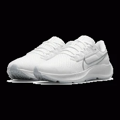 Nike Women's Air Zoom Pegasus 38 Running Shoe - White/Metallic Silver/Pure Platinum - Regular (B) 11 Nike Women's Air Zoom Pegasus 38 Running Shoe - White/Metallic Silver/Pure Platinum - Regular (B)