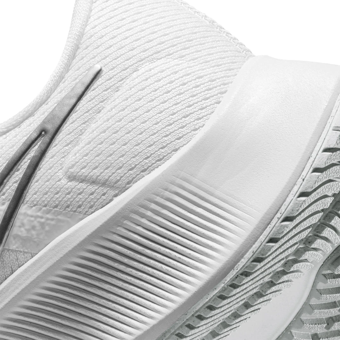 Nike Women's Air Zoom Pegasus 38 Running Shoe - White/Metallic Silver/Pure Platinum - Regular (B) 8 Nike Women's Air Zoom Pegasus 38 Running Shoe - White/Metallic Silver/Pure Platinum - Regular (B)