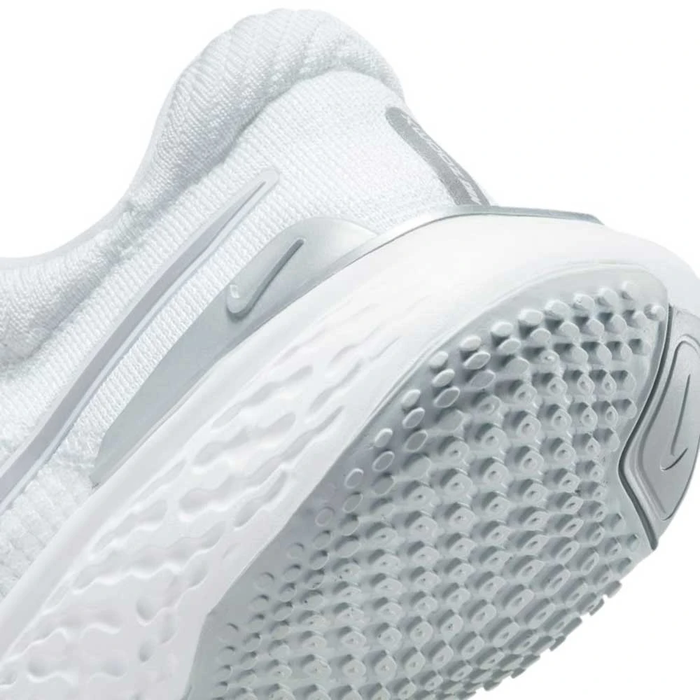 Nike Women's ZoomX Invincible Run Flyknit 2 Running Shoe - White/Metallic Silver/Pure Platinum- Regular (B) 8 Nike Women's ZoomX Invincible Run Flyknit 2 Running Shoe - White/Metallic Silver/Pure Platinum- Regular (B)