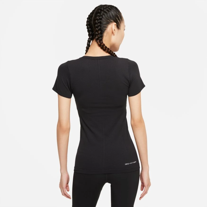 Women's Nike Dri-FIT ADV Seamless Short Sleeve Top - Black/Reflective Silver Tops 2 Women's Nike Dri-FIT ADV Seamless Short Sleeve Top - Black/Reflective Silver Tops