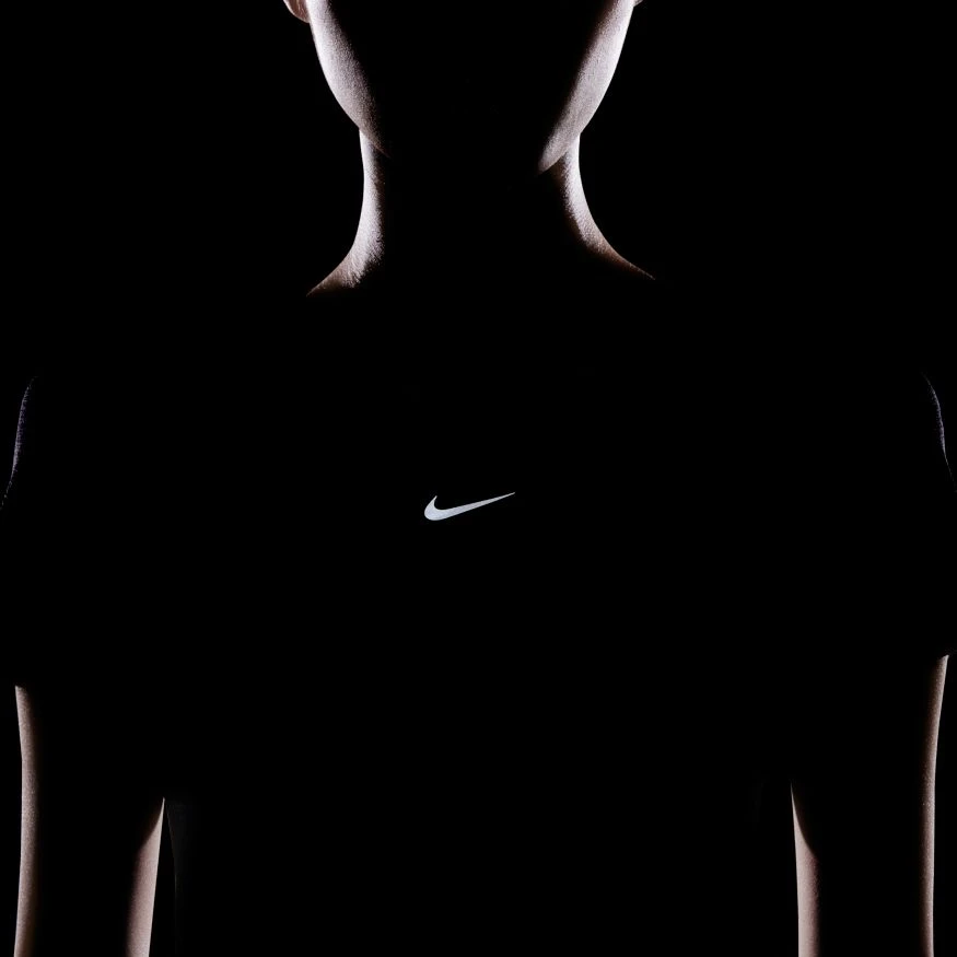 Women's Nike Dri-FIT ADV Seamless Short Sleeve Top - Black/Reflective Silver Tops 4 Women's Nike Dri-FIT ADV Seamless Short Sleeve Top - Black/Reflective Silver Tops