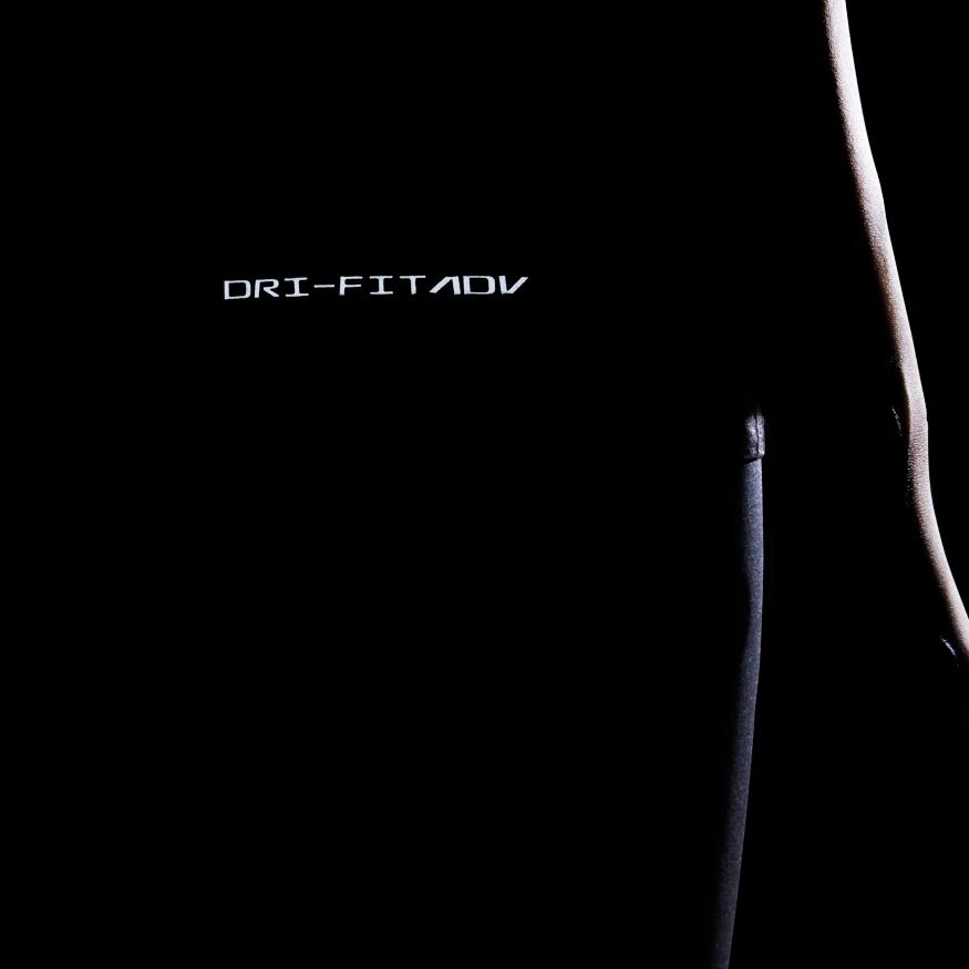 Women's Nike Dri-FIT ADV Seamless Short Sleeve Top - Black/Reflective Silver Tops 5 Women's Nike Dri-FIT ADV Seamless Short Sleeve Top - Black/Reflective Silver Tops