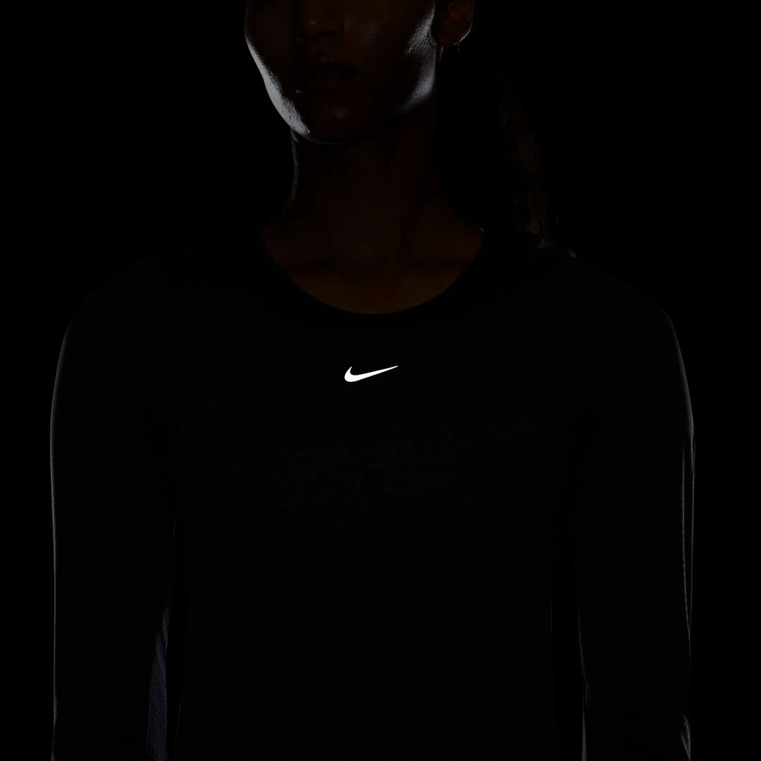 Tops Women's Nike Dri-FIT ADV Seamless Long-Sleeve Top - Cave Purple/Reflective Silver 5 Tops Women's Nike Dri-FIT ADV Seamless Long-Sleeve Top - Cave Purple/Reflective Silver