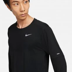 Men's Nike Dri-FIT Element Running Crew - Black/Reflective Silver