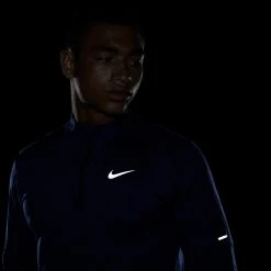 Apparel Men's Nike Dri-FIT Element 1/2 Zip Running Top - Obsidian/Game Royal/Reflective Silver 10 Apparel Men's Nike Dri-FIT Element 1/2 Zip Running Top - Obsidian/Game Royal/Reflective Silver