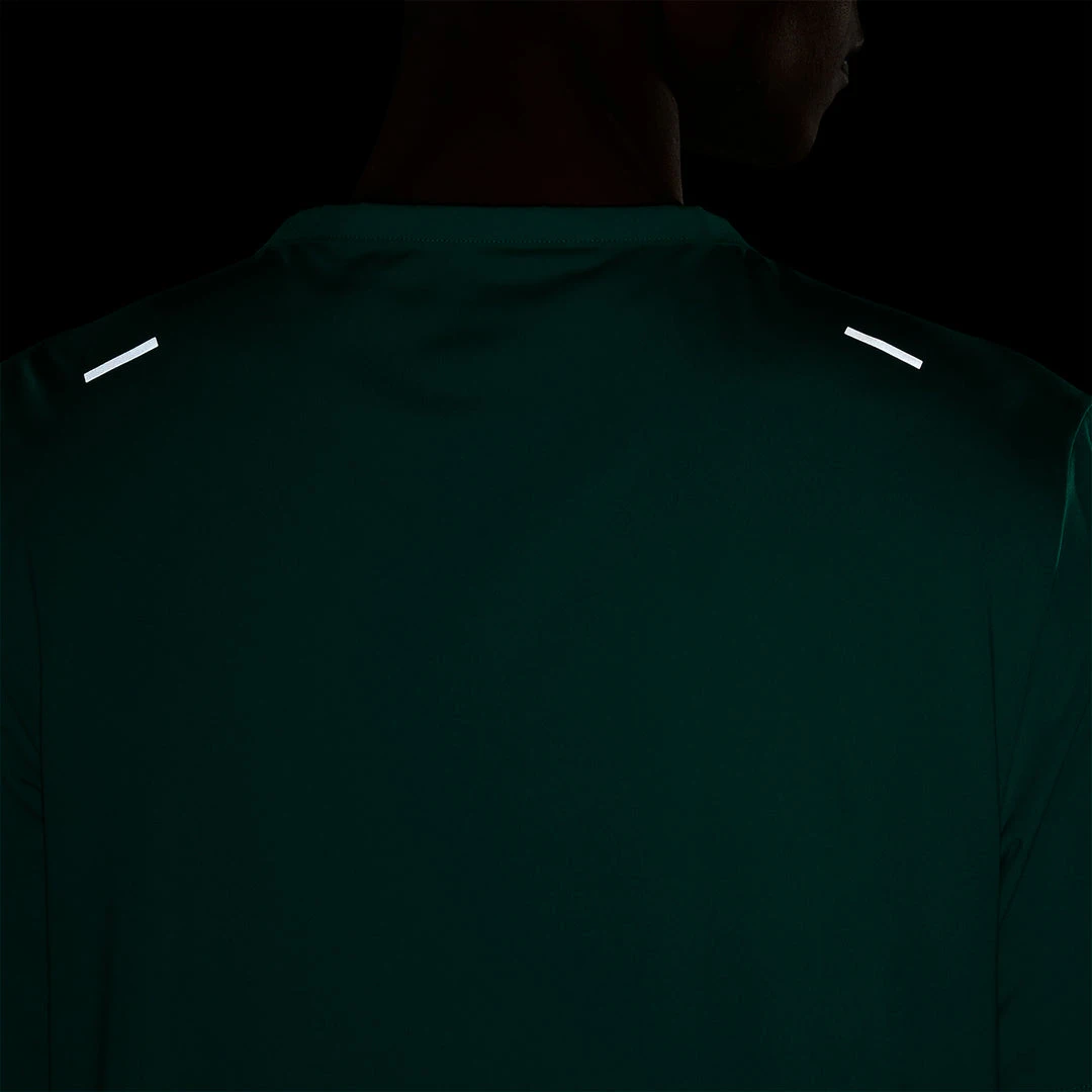 Men's Nike Dri-FIT Rise 365 Short-Sleeve Running Top - Roma Green/Reflective Silver 3 Men's Nike Dri-FIT Rise 365 Short-Sleeve Running Top - Roma Green/Reflective Silver