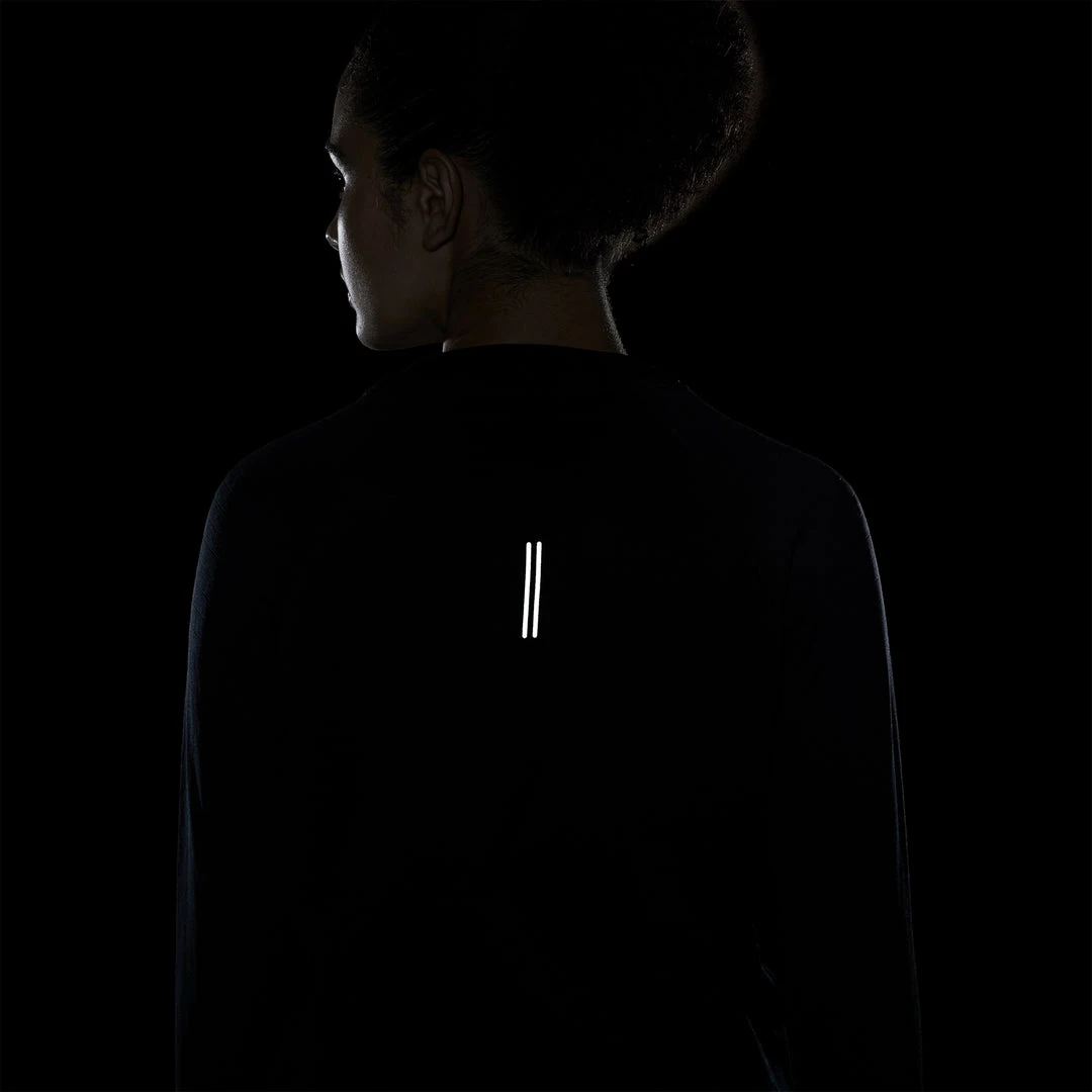 Women's Nike Therma-FIT Element Running Crew - Black/Reflective Silver Tops 6 Women's Nike Therma-FIT Element Running Crew - Black/Reflective Silver Tops