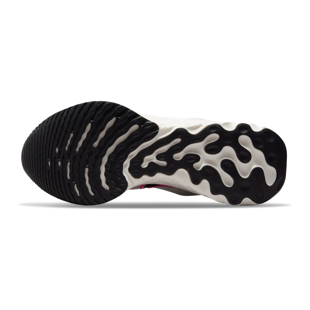 Nike Women's React Infinity Run 2 Running Shoe - White/Black/Sail/Pink Blast - Regular (B) 3 Nike Women's React Infinity Run 2 Running Shoe - White/Black/Sail/Pink Blast - Regular (B)