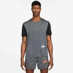 Apparel Men's Nike Dri-FIT Trail Rise 365 Top- Black/White