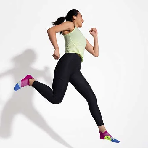 Feetures Unisex Elite Ultra Light No Show Tab - Purple Pulse Socks 2 Feetures Unisex Elite Ultra Light No Show Tab - Purple Pulse Socks