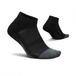 Feetures Unisex Elite Max Cushion Low Cut Socks - Black