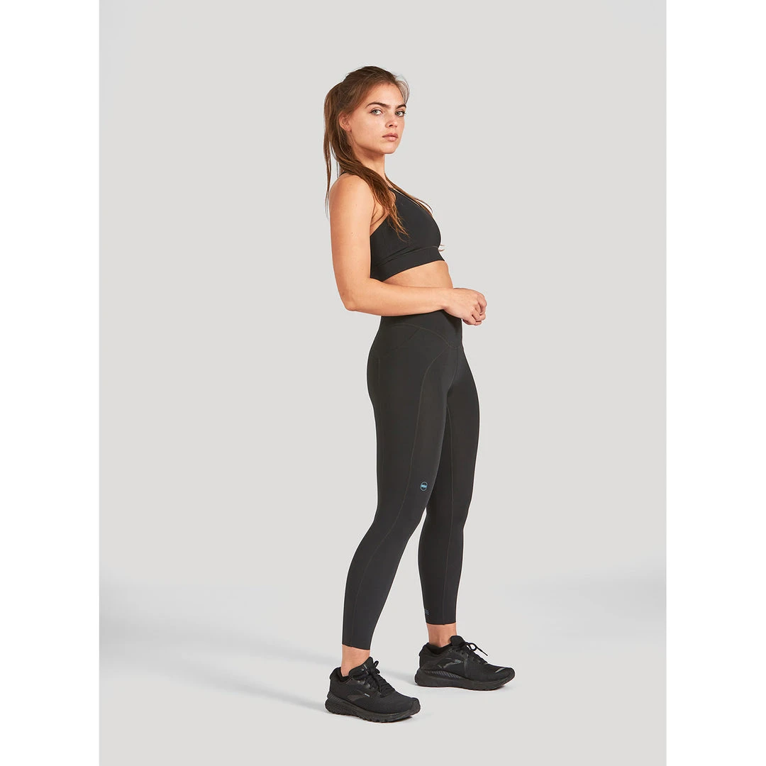 Janji Women's 7/8 Groundwork Tight 2.0 - Midnight Bottoms 6 Janji Women's 7/8 Groundwork Tight 2.0 - Midnight Bottoms