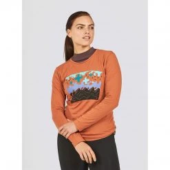 Janji Women's Runterra Bio GFX Long Sleeve - Seek Middle Ground Tops