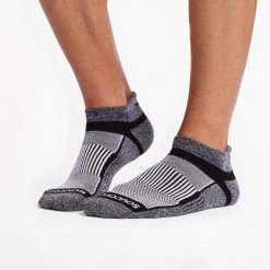 Saucony Unisex Inferno No Show Tab 3PK Socks - Black/White/Marl