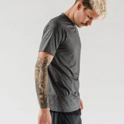 Rabbit Men's EZ Tee Perf Short Sleeve Top - Charcoal Apparel