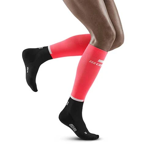 CEP Women's The Run Compression Socks 4.0 - Pink/Black 3 CEP Women's The Run Compression Socks 4.0 - Pink/Black