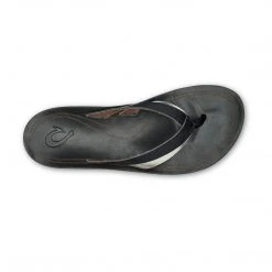 Olukai Shoes Women's Kaekae Sandal - Black/Silver- Regular (B)