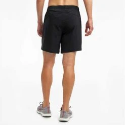 Saucony Men's Outpace 7" Short - Black Apparel