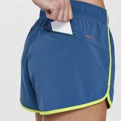 Saucony Women's Outpace 3" Running Short - Nightshade Bottoms 7 Saucony Women's Outpace 3