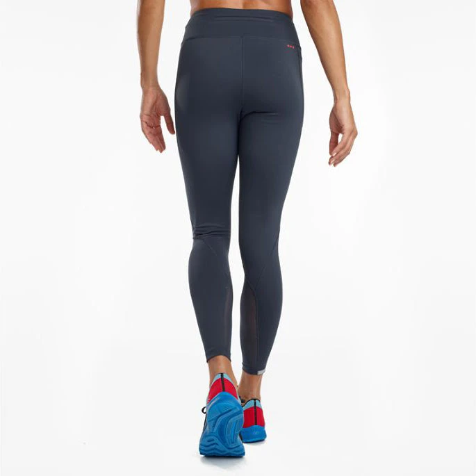 Saucony Women's Fortify High Rise 7/8 Tight - Blue Nights Bottoms 2 Saucony Women's Fortify High Rise 7/8 Tight - Blue Nights Bottoms