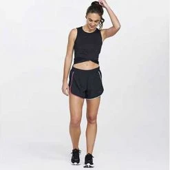 Saucony Women's Dash Crop Top - Black 7 Saucony Women's Dash Crop Top - Black