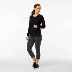 Smartwool Tops Women's Merino 150 Base Layer Long Sleeve Top - Black