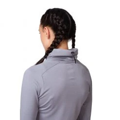 On Running Women's Weather Shirt - Fossil/Rock Tops 10 On Running Women's Weather Shirt - Fossil/Rock Tops