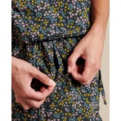 Toad And Co Women's Sunkissed Liv Dress - Black Star Print Dresses & Skirts 5 Toad And Co Women's Sunkissed Liv Dress - Black Star Print Dresses & Skirts