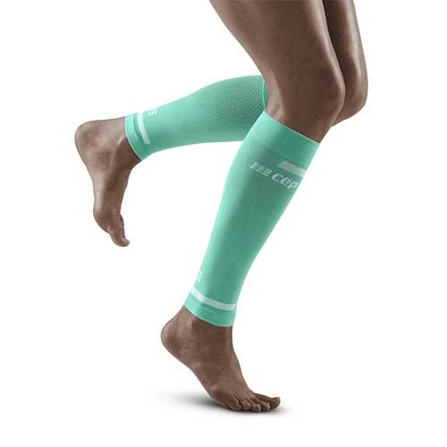 CEP Women's The Run Compression Calf Sleeves 4.0 - Ocean 2 CEP Women's The Run Compression Calf Sleeves 4.0 - Ocean