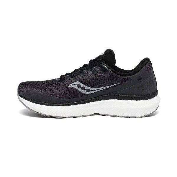 Saucony Men's Triumph 18 Running Shoe - Charcoal/White - Regular (D) 2 Saucony Men's Triumph 18 Running Shoe - Charcoal/White - Regular (D)